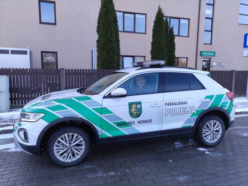 Pašvaldības policijas mašīna
