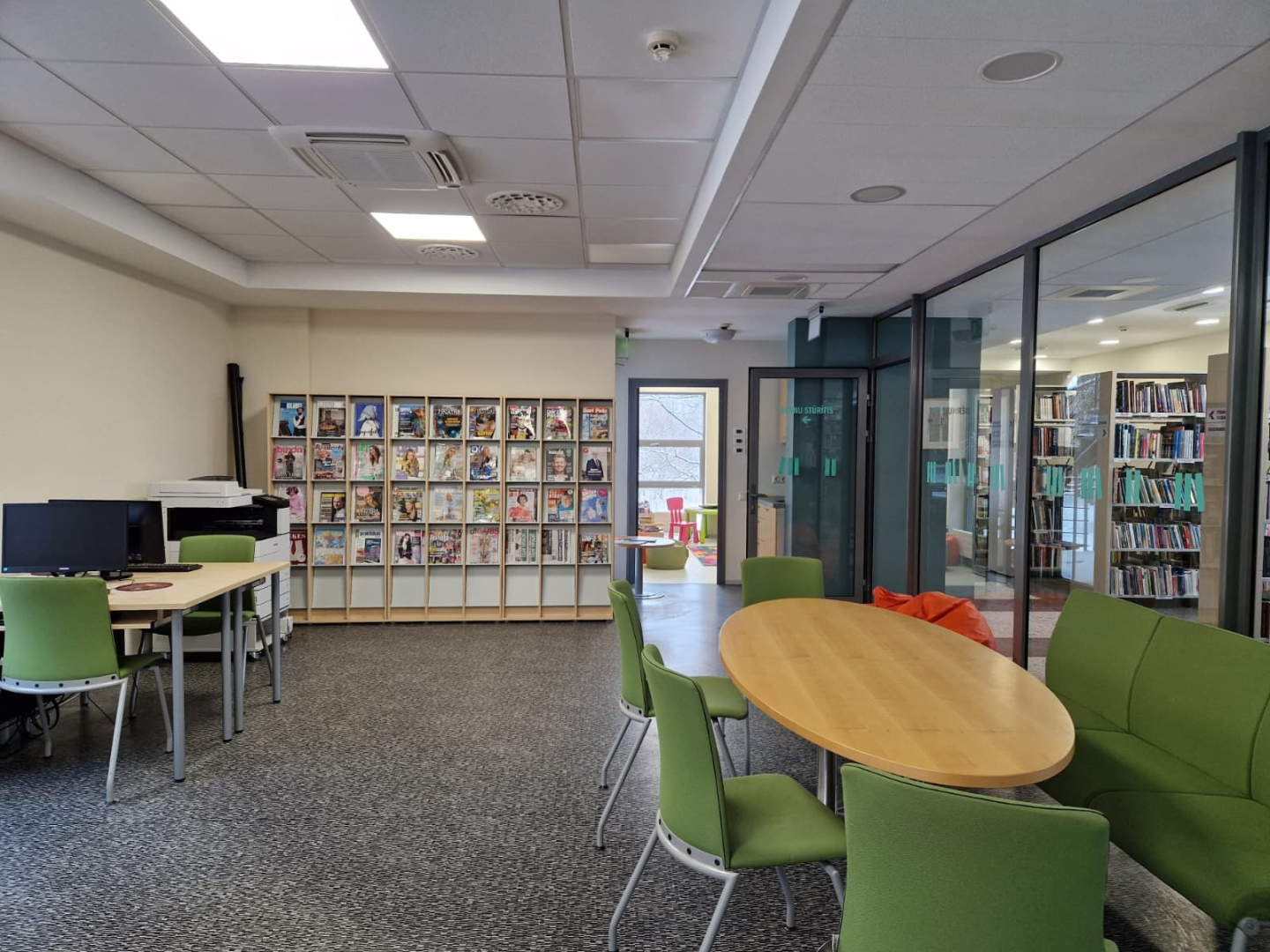 Mazcenas bibliotēka
