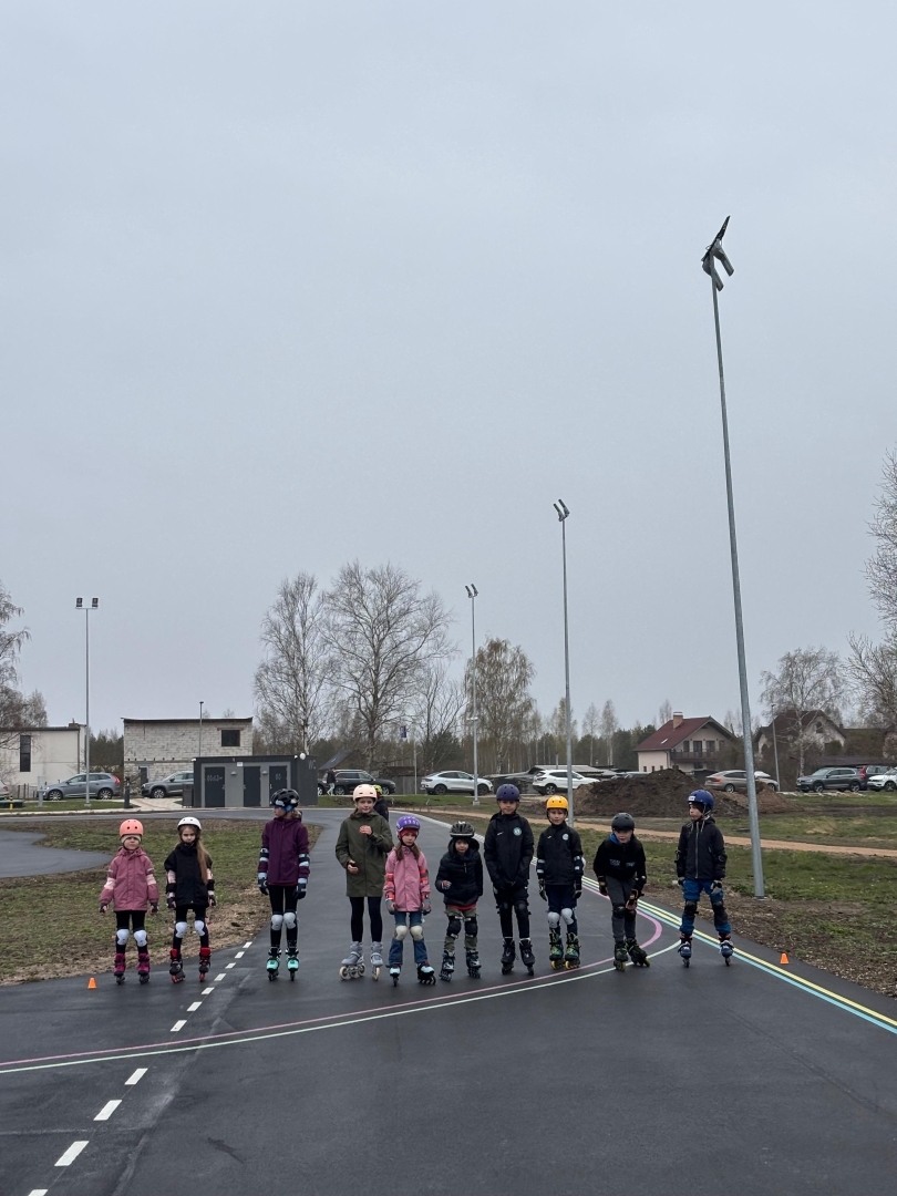 Skrituļošanas skolas nodarbība