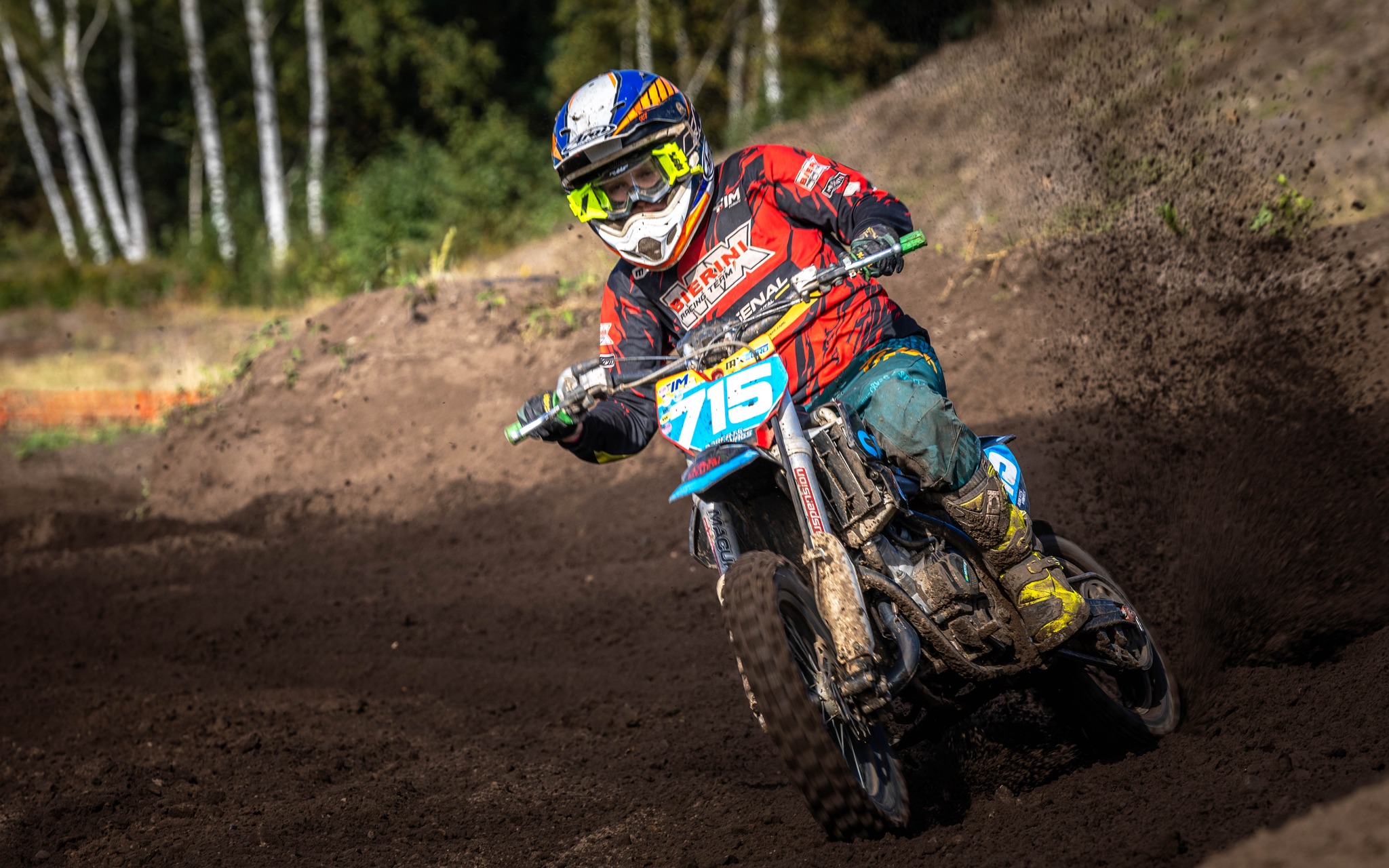 Motokrosa braucēji