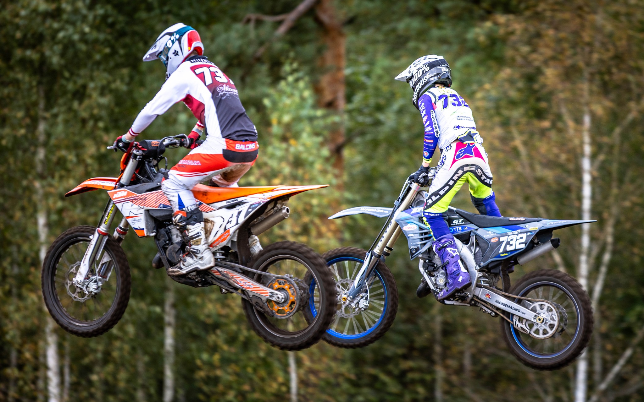 Motokrosa braucēji