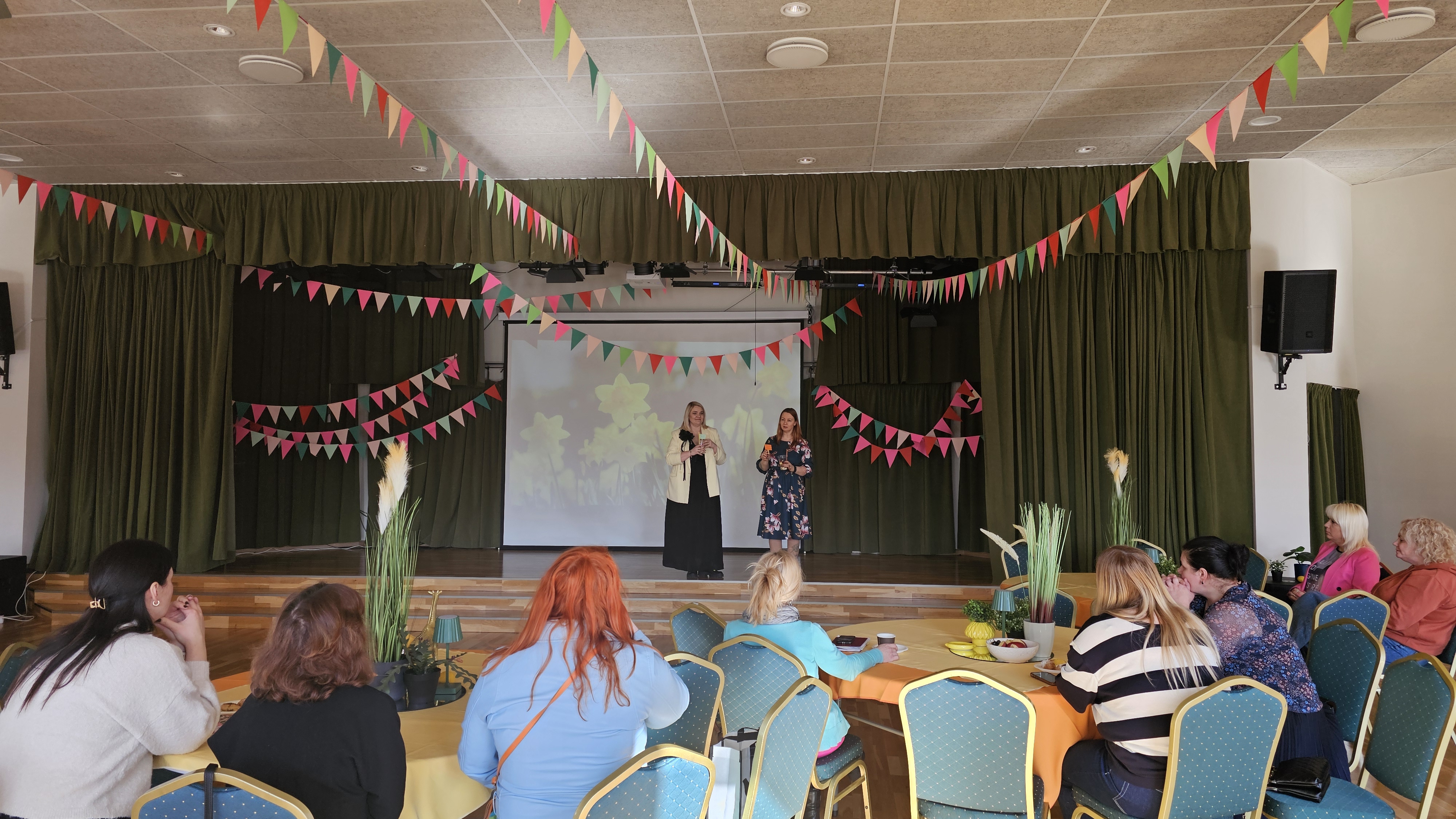 Cilvēks uz skatuves