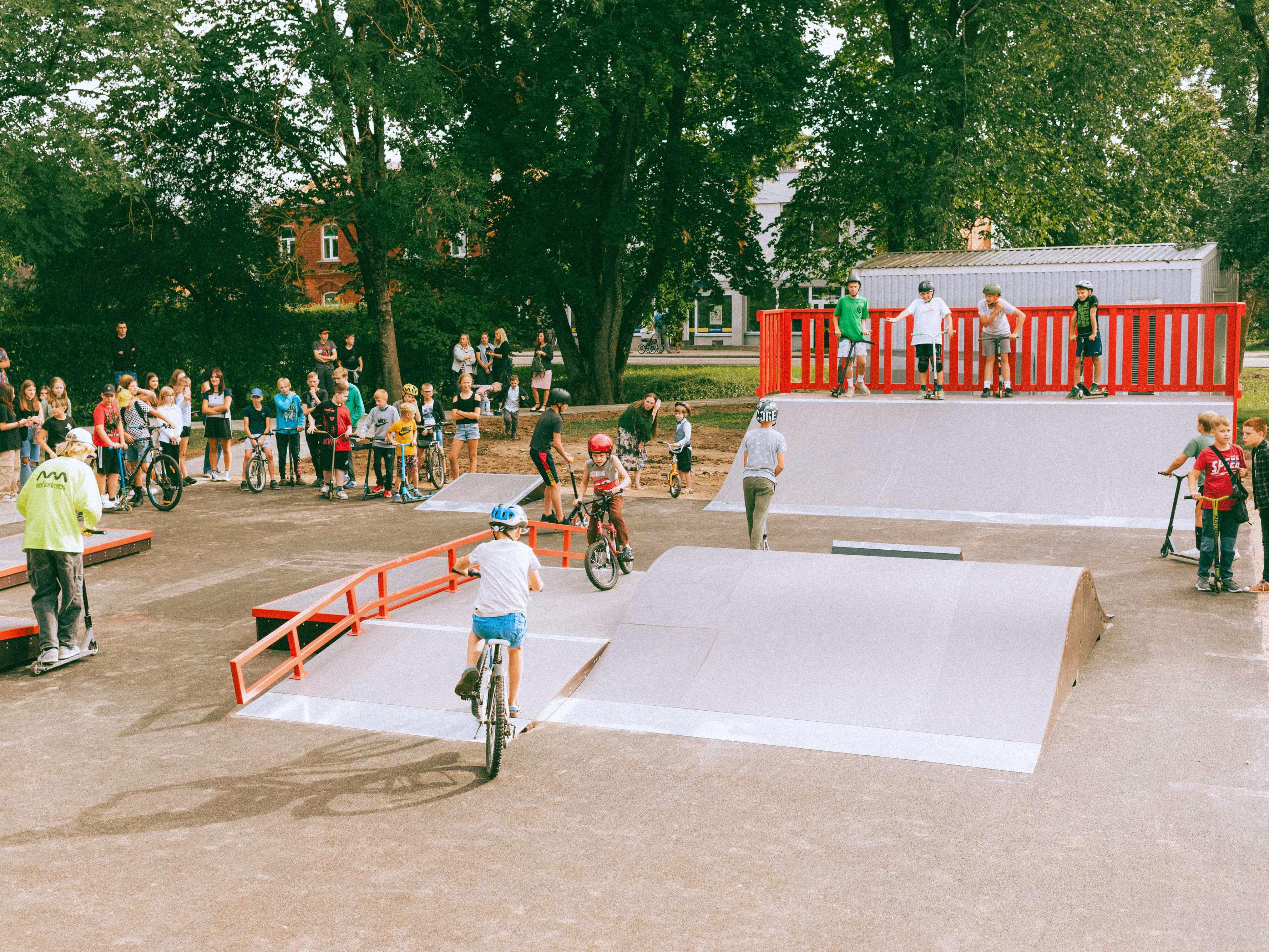 Skeitparks Spuņciemā