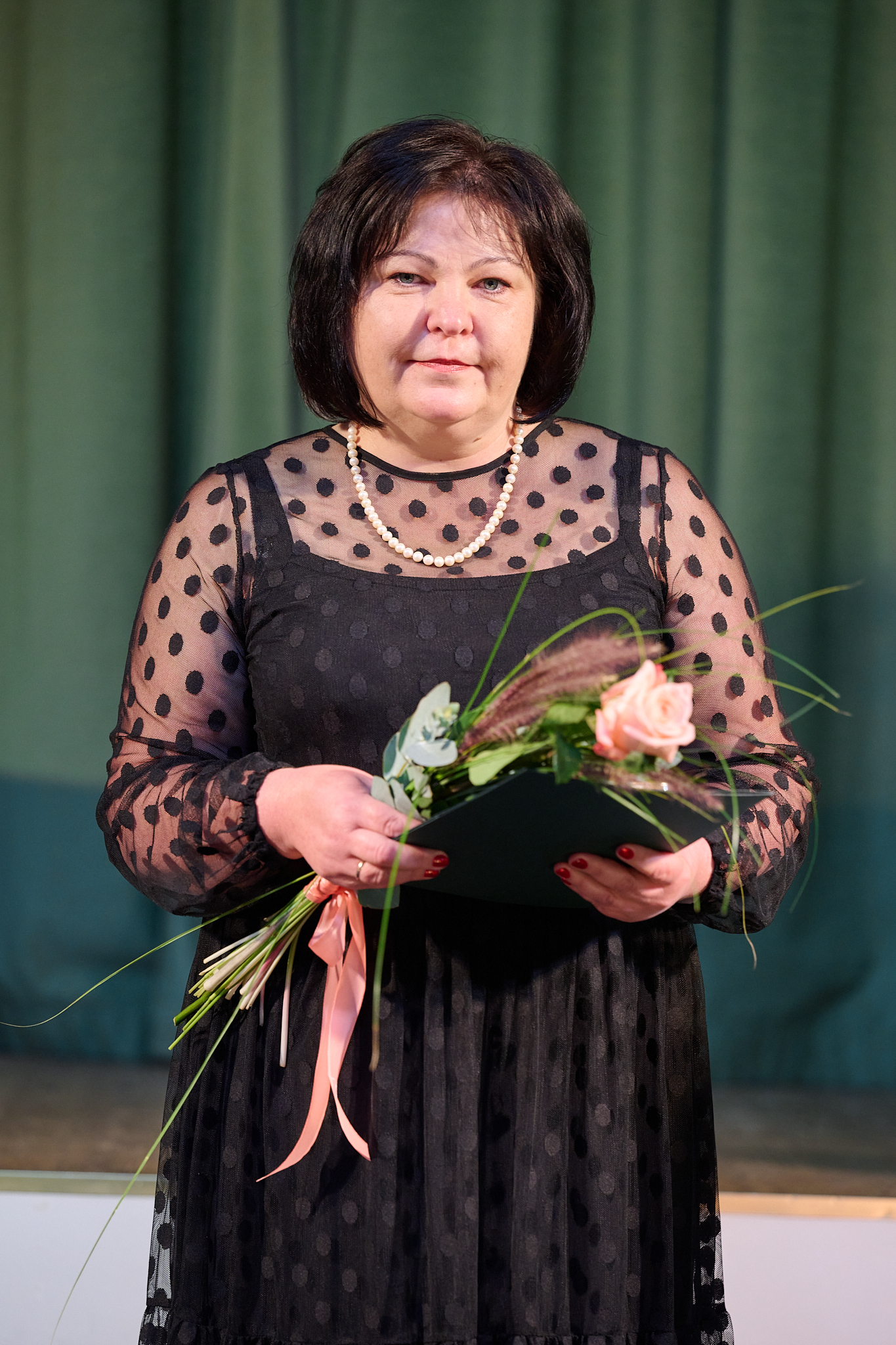 Arnita Frišenbrūdere