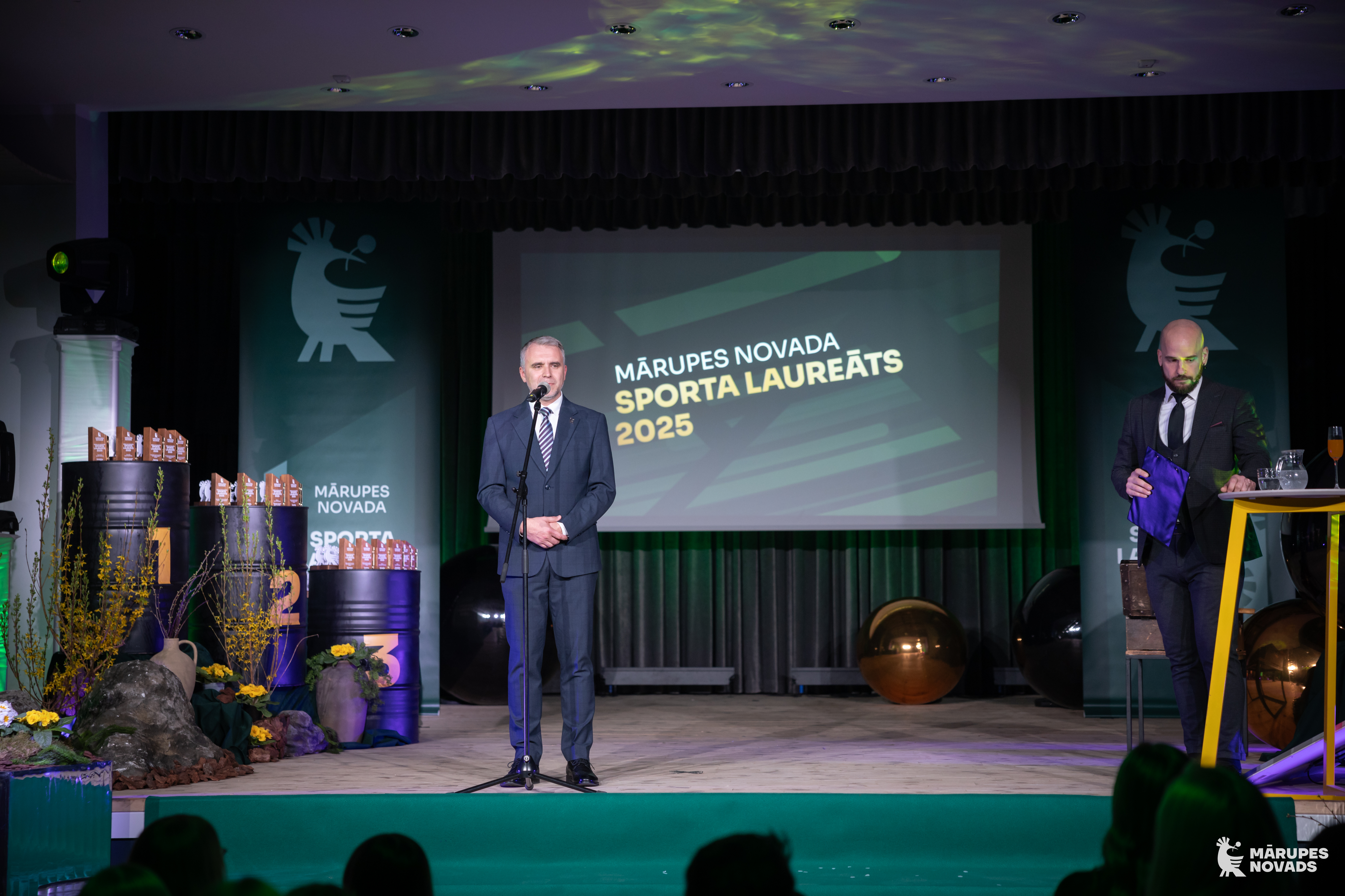 Cilvēks uz skatuves