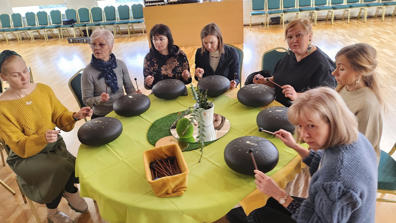 Mākslas skolotāju tikšanās Jaunmārupes pamatskolā