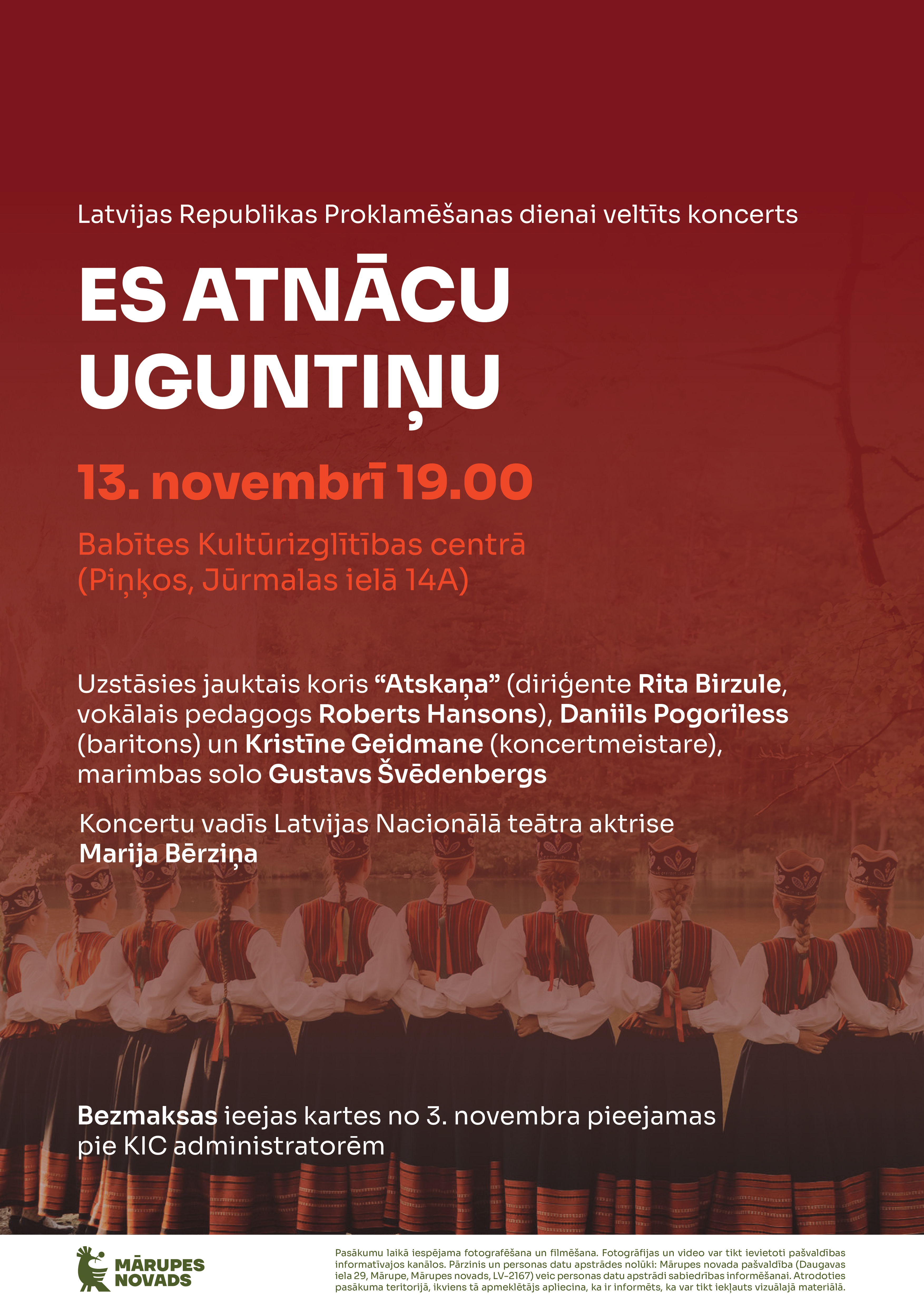 Deju kolektīva foto ar sarkanu laukumu un tekstu par pasākumu