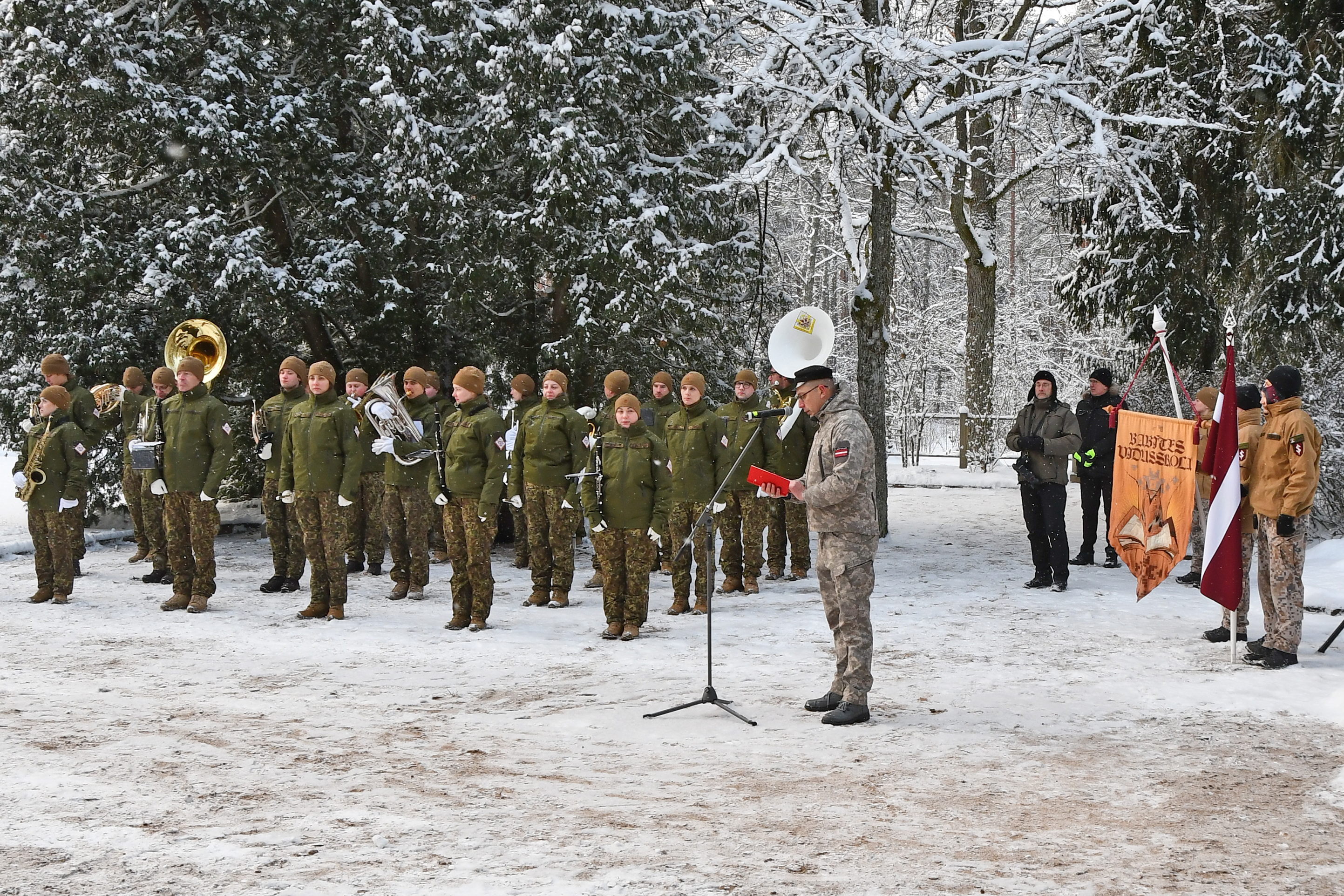 Piemiņas brīdis Antiņu kapos