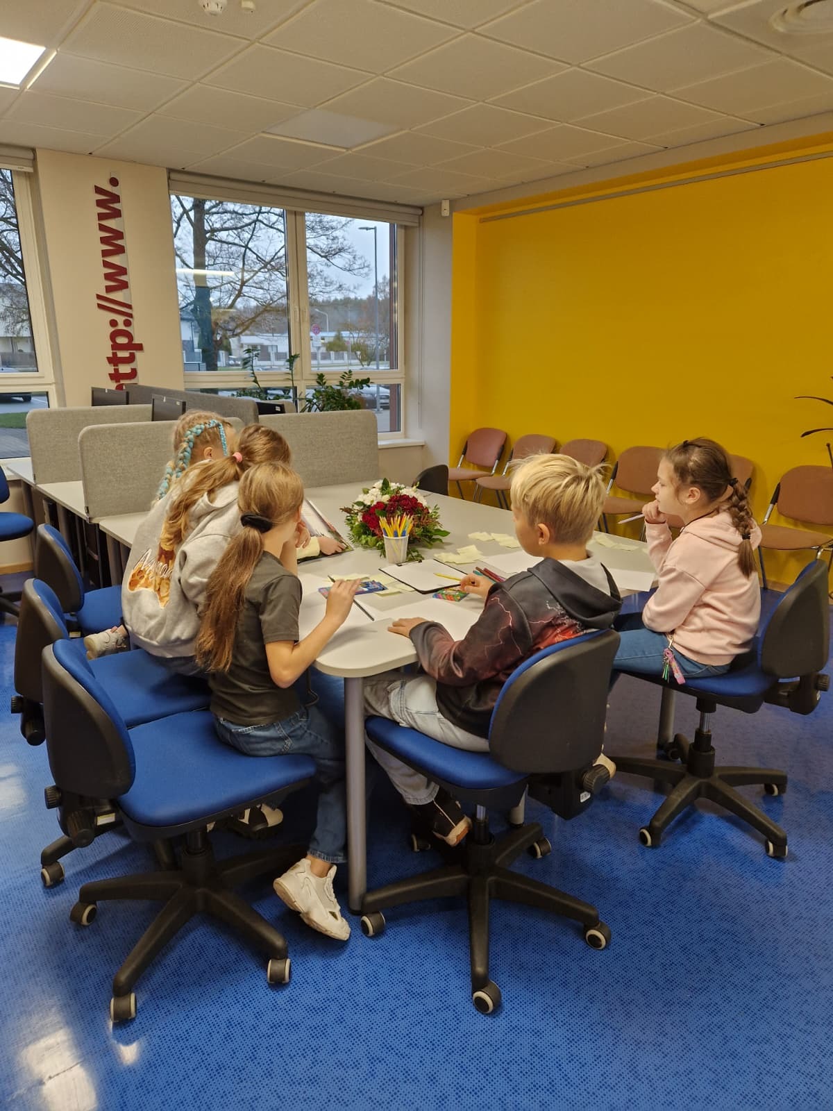 Grāmatu pulciņa dalībnieki