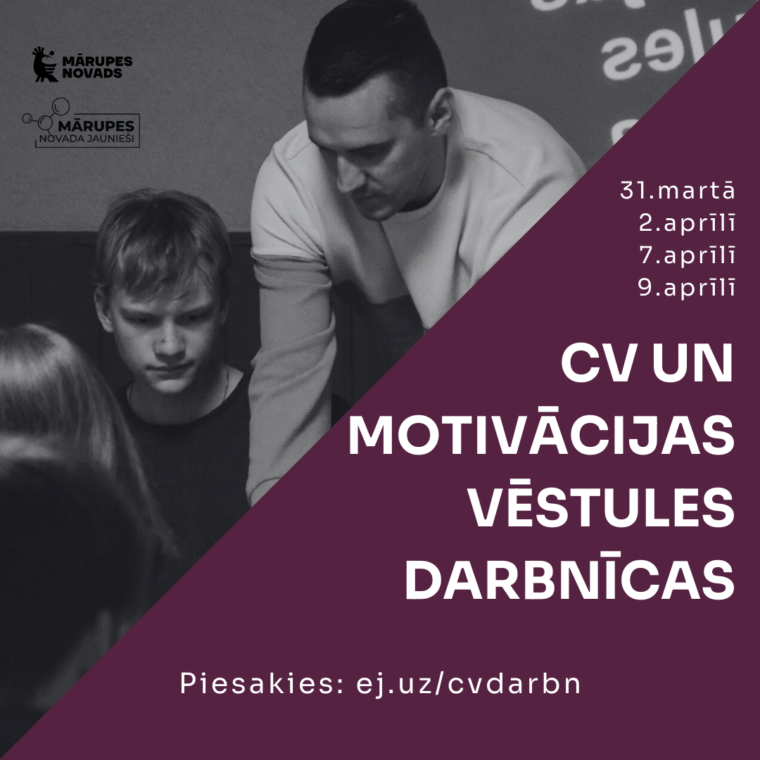 jaunieši pie datora un info par cv un motivāijas vēštuļu darbnīcām