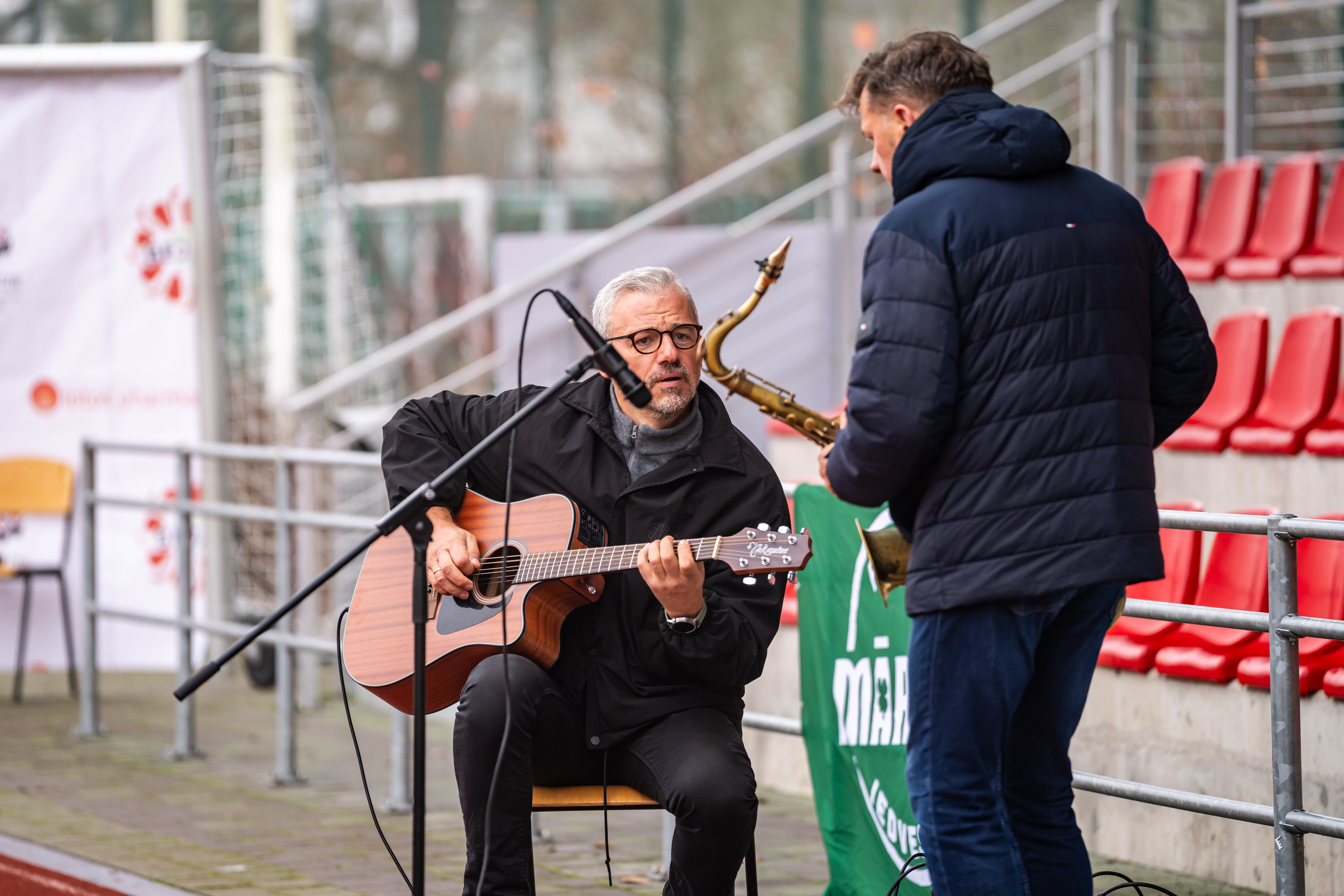 Ģitārists un saksofonists