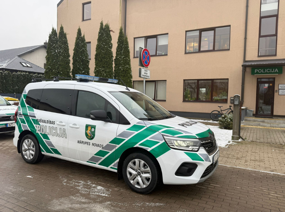 Pašvaldības policijas mašīna
