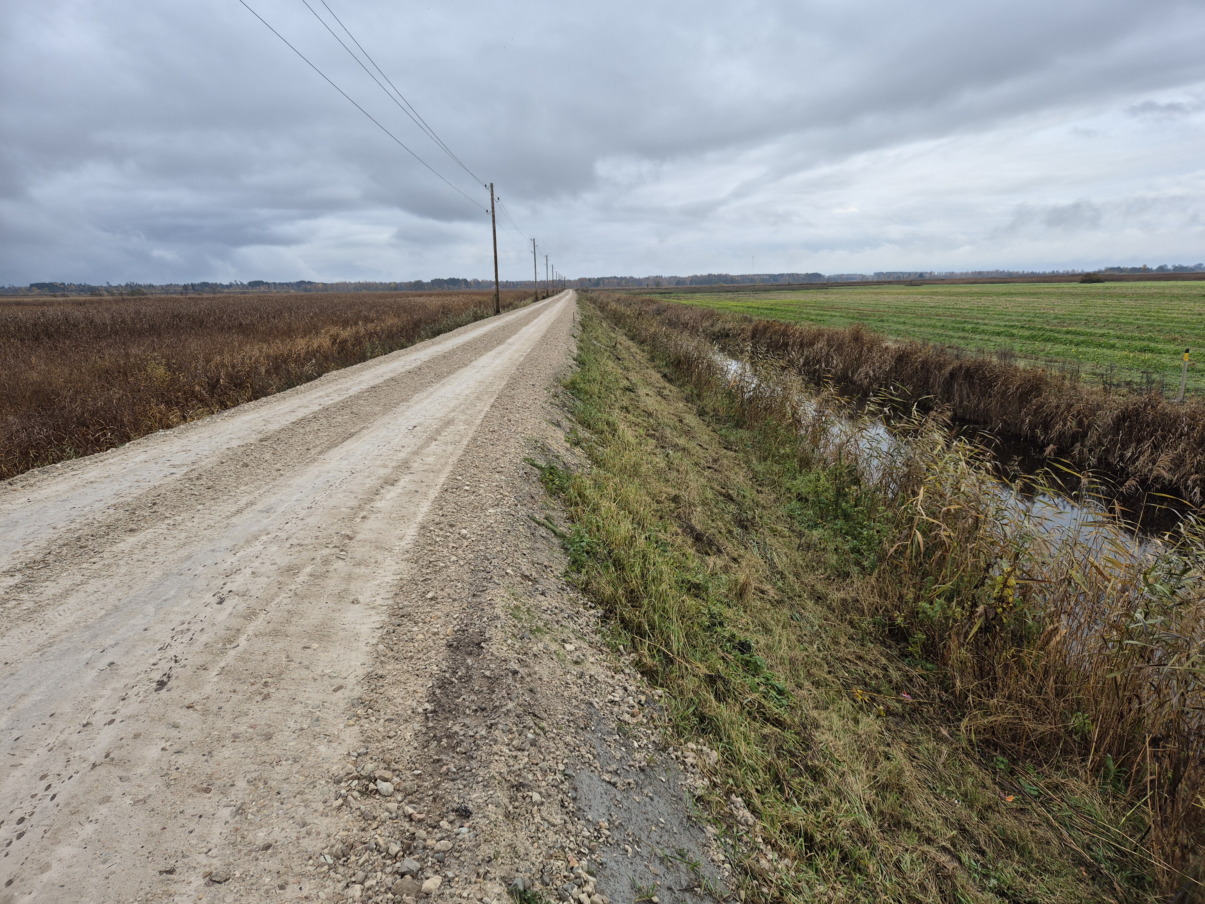 Straupciema aizsargdambis pēc būvdarbiem. 