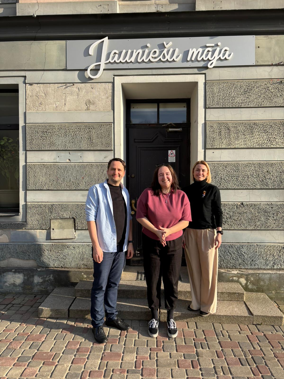 apmācību dalībnieki