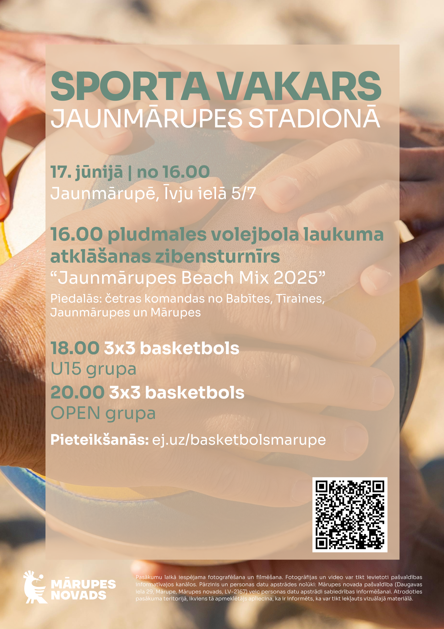 Volejbola bumbas attēls ar teksta grafiku virsū par pasākumu