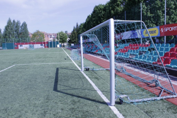 Āra futbola laukuma Piņķos noslogojuma grafiks