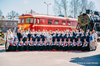 VPDK MĀRUPIEŠI Vidējās paaudzes deju kolektīvs MĀRUPIEŠI