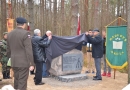 Tiek atklāts piemiņas akmens latviešu karavīriem, 13.11.2014.