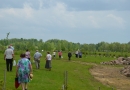 Mārupieši stāda ozolu Likteņdārzā, 20.05.2014.