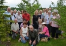 Mārupieši stāda ozolu Likteņdārzā, 20.05.2014.