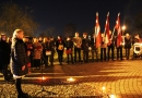 Lāpu gājiens un piemiņas brīdis Mārupes kapos; Foto: L.Allens 11.11.2015.