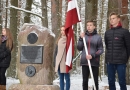 Atceres brīdis pie pieminekļiem Pirmās neatkarīgās LR karavīriem, 10.11.2016.