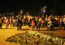 Lāpu gājiens un piemiņas brīdis Mārupes kapos; Foto: L.Allens 11.11.2015.