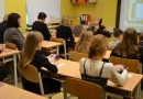 Finanšu eksperti pārbauda savas zināšanas Mārupes pamatskolā, 12.02.2014.