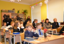 Finanšu eksperti pārbauda savas zināšanas Mārupes pamatskolā, 12.02.2014.