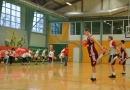 Mārupes skolēni sporto kopā ar basketbolistu Uldi Viļumu, 19.12.2013.