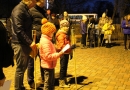 Lāpu gājiens un piemiņas brīdis Mārupes kapos; Foto: L.Allens 11.11.2015.