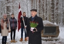 Atceres brīdis pie pieminekļiem Pirmās neatkarīgās LR karavīriem, 10.11.2016.
