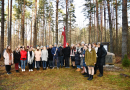 Lāčplēša dienā pie Golfa laukuma “Viesturi” atklāts trešais piemiņas akmens, 11.11.2019.