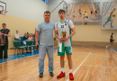 Basketbolisti sporta zālē