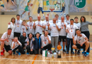 Basketbolisti sporta zālē