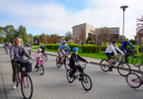 Bildē redzams Aktīvās tūrisma sezonas noslēguma velo brauciens Mārupes novadā