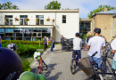 Bildē redzams Aktīvās tūrisma sezonas noslēguma velo brauciens Mārupes novadā