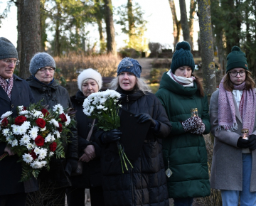 Barikāžu atceres dienai veltīts piemiņas brīdis Mārupes kapos, 16.01.2020.