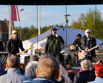 Latvijas Republikas Neatkarības atjaunošanas gadadienai veltīts grupas "Līvi" koncerts Piņķos | 03.05.2023.