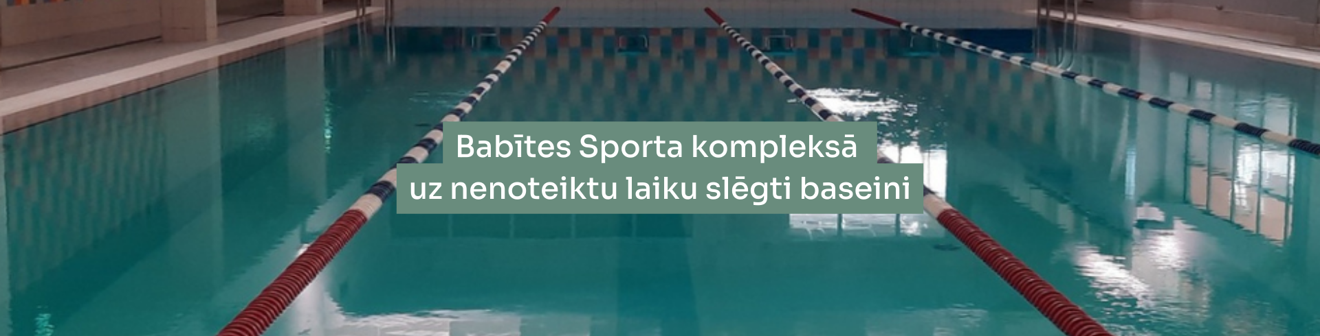 Baseins fonā, priekšplānā teksts