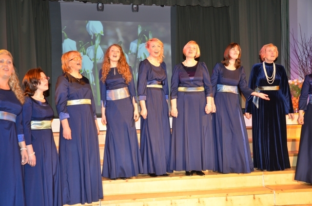 Sieviešu vokālajam ansamblim Dzelde-45, 28.02.2015.