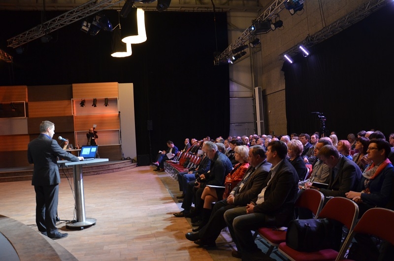 Pirmais Vislatvijas Reģionālo uzņēmēju biedrību kongress Mārupē, 07.11.2013.