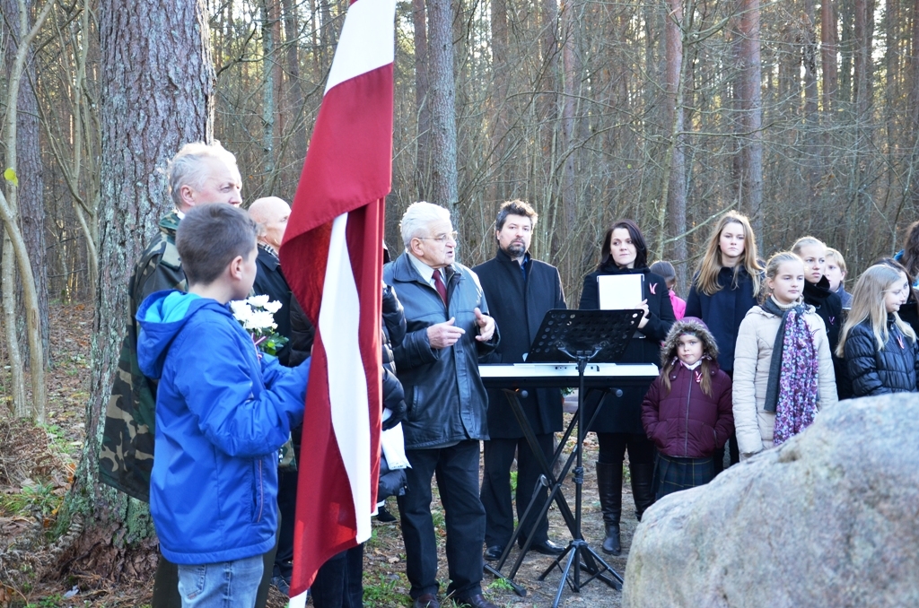 Lāčplēša diena – Atceres brīdis Jaunmārupē 11.11.2015.