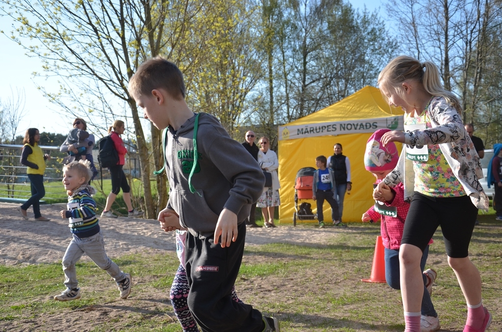 Pavasara kross “Skrējiens apkārt Pavasara dīķim” 4.posms 03.05.2016.