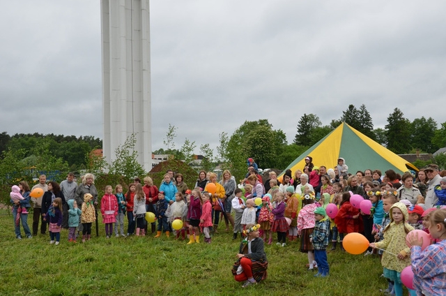 Bērnu un jauniešu svētki “Ar vasaru saujā”, 26.05.2013.