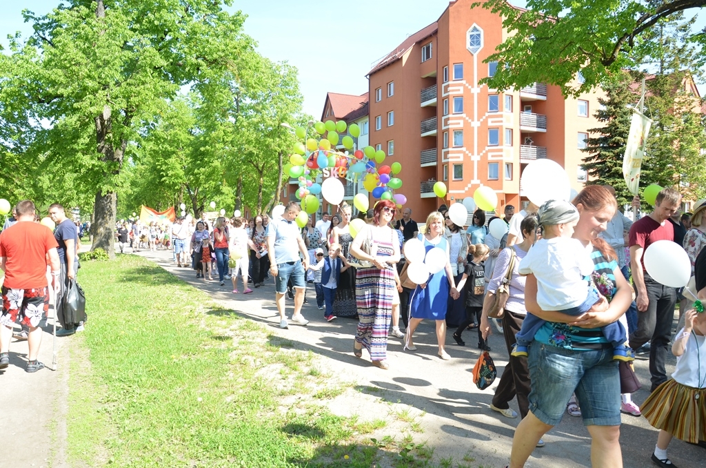 Bērnu un jauniešu svētki “Ar vasaru saujā” 2017