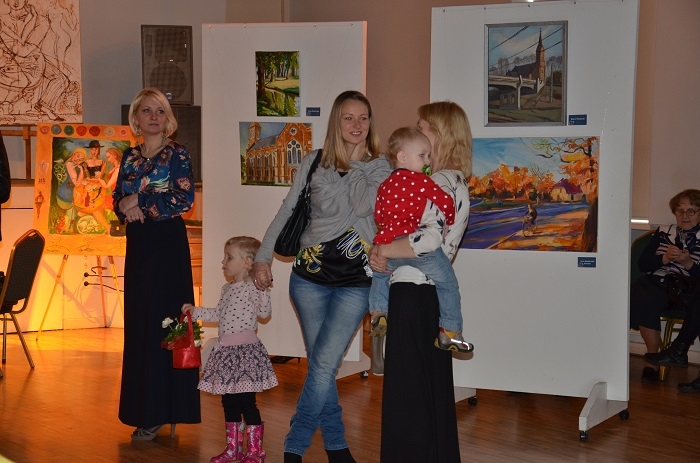 Mākslas izstādes “Tēriņu ielas mistērijas” atklāšana,12.04.2013.