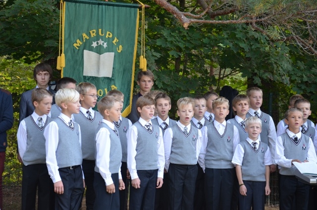 Pieminekļa atklāšana pirmās neatkarīgās Latvijas armijas karavīru godināšanai, 10.09.2013.