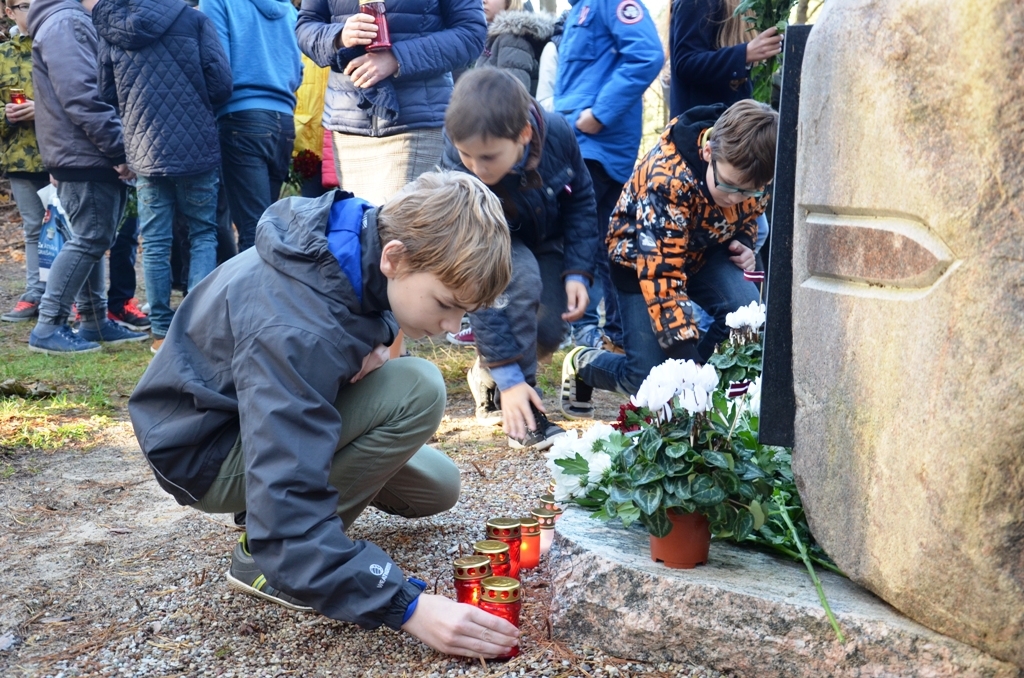 Lāčplēša diena – Atceres brīdis Jaunmārupē 11.11.2015.