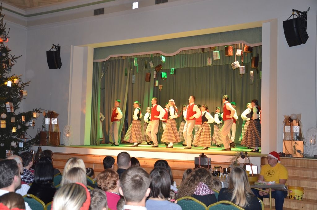 Tautas deju koncerts “Ziemas virpulī”, 12.12.2015.